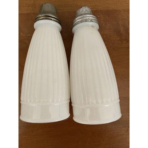 VTG Ribbed Milk Glass Cone Salt & Pepper Shakers set 5 1/2' Metal Tops - Picture 2 of 4